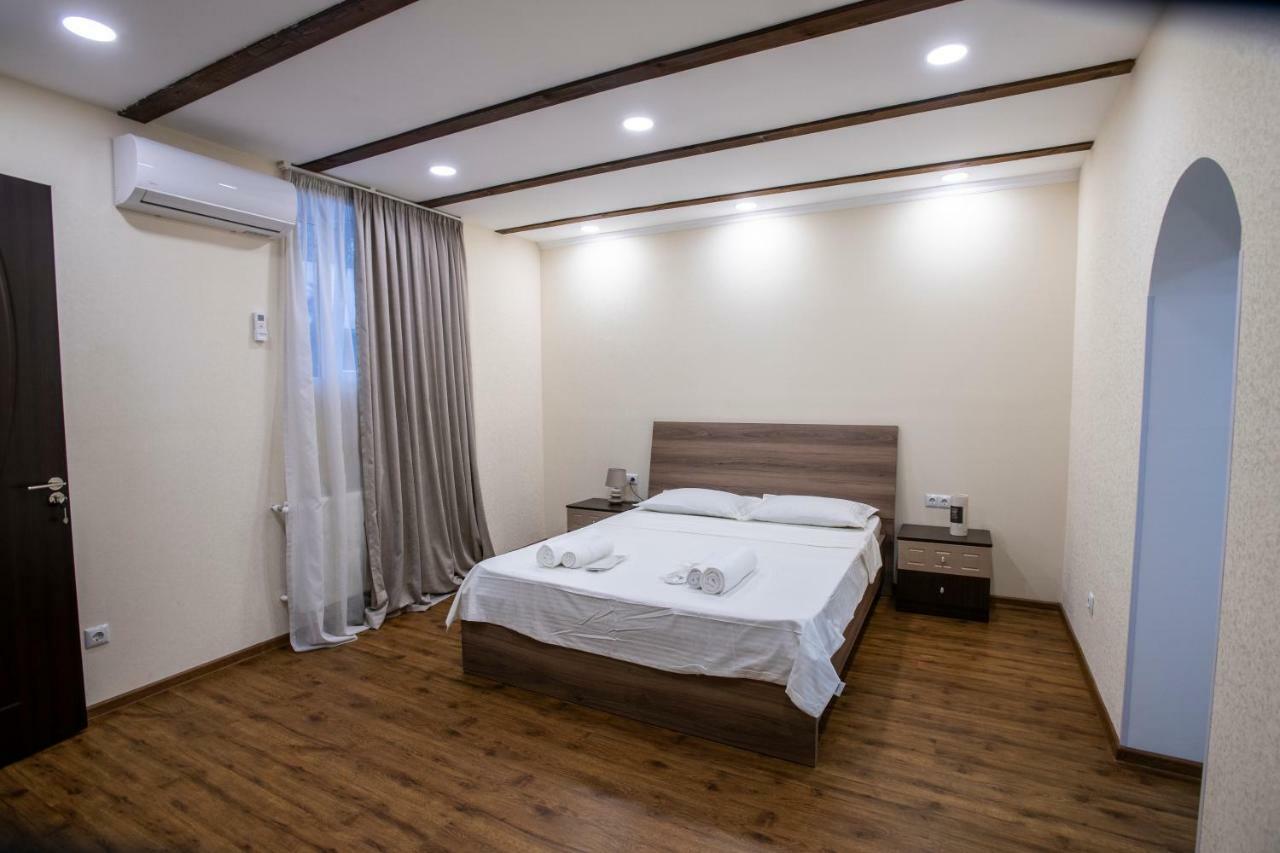 Dada - Cozy Apartment In The Center Of Tbilisi Exterior foto